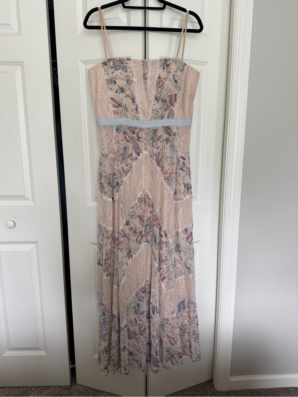 BCBGMaxAzria Blush Floral Lace-Overlay Maxi Dress with Blue Trim